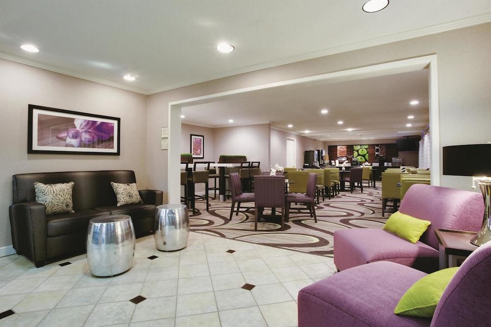 La Quinta By Wyndham Harrisburg Airport Hershey Bagian luar foto