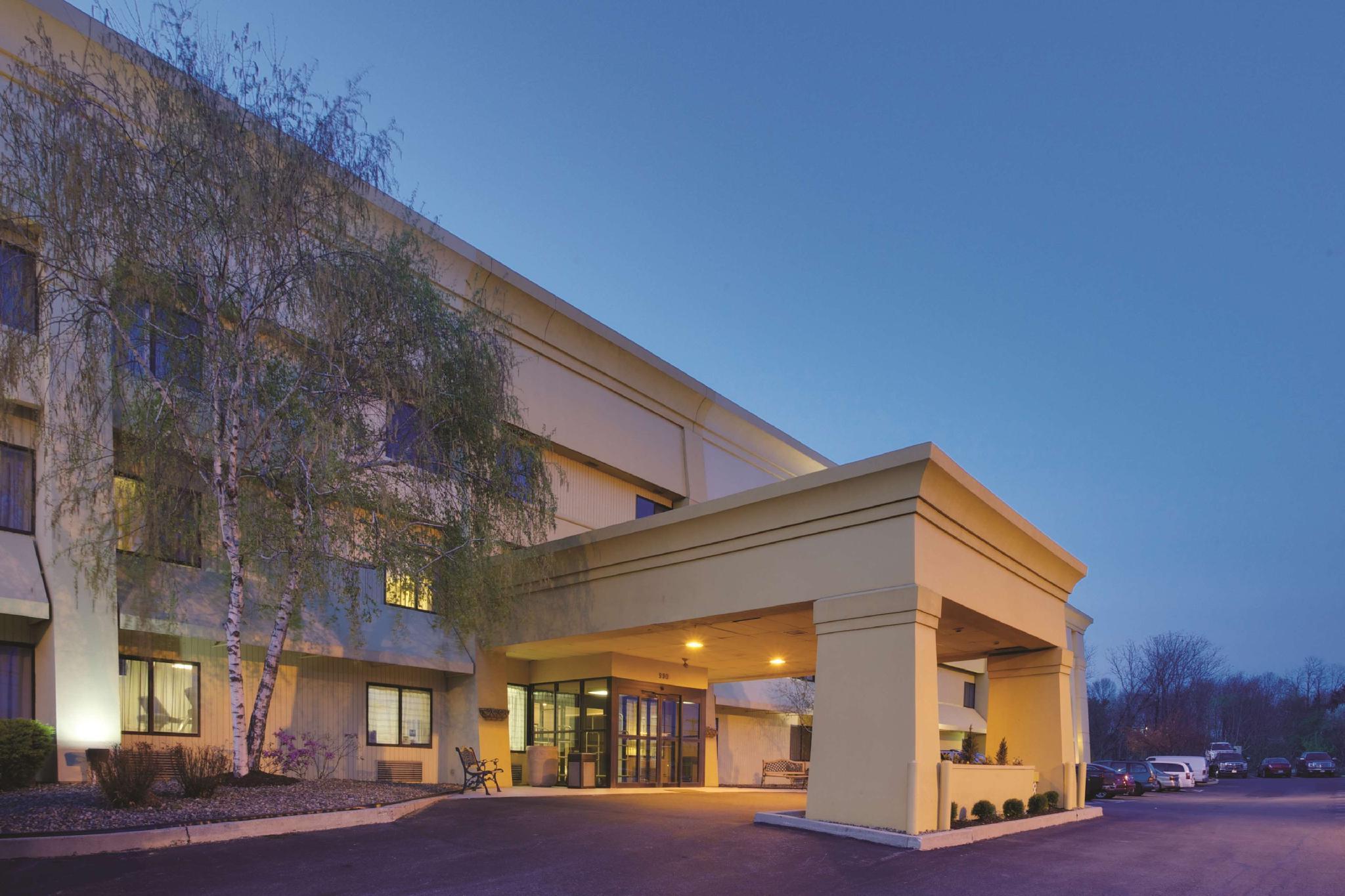 La Quinta By Wyndham Harrisburg Airport Hershey Bagian luar foto