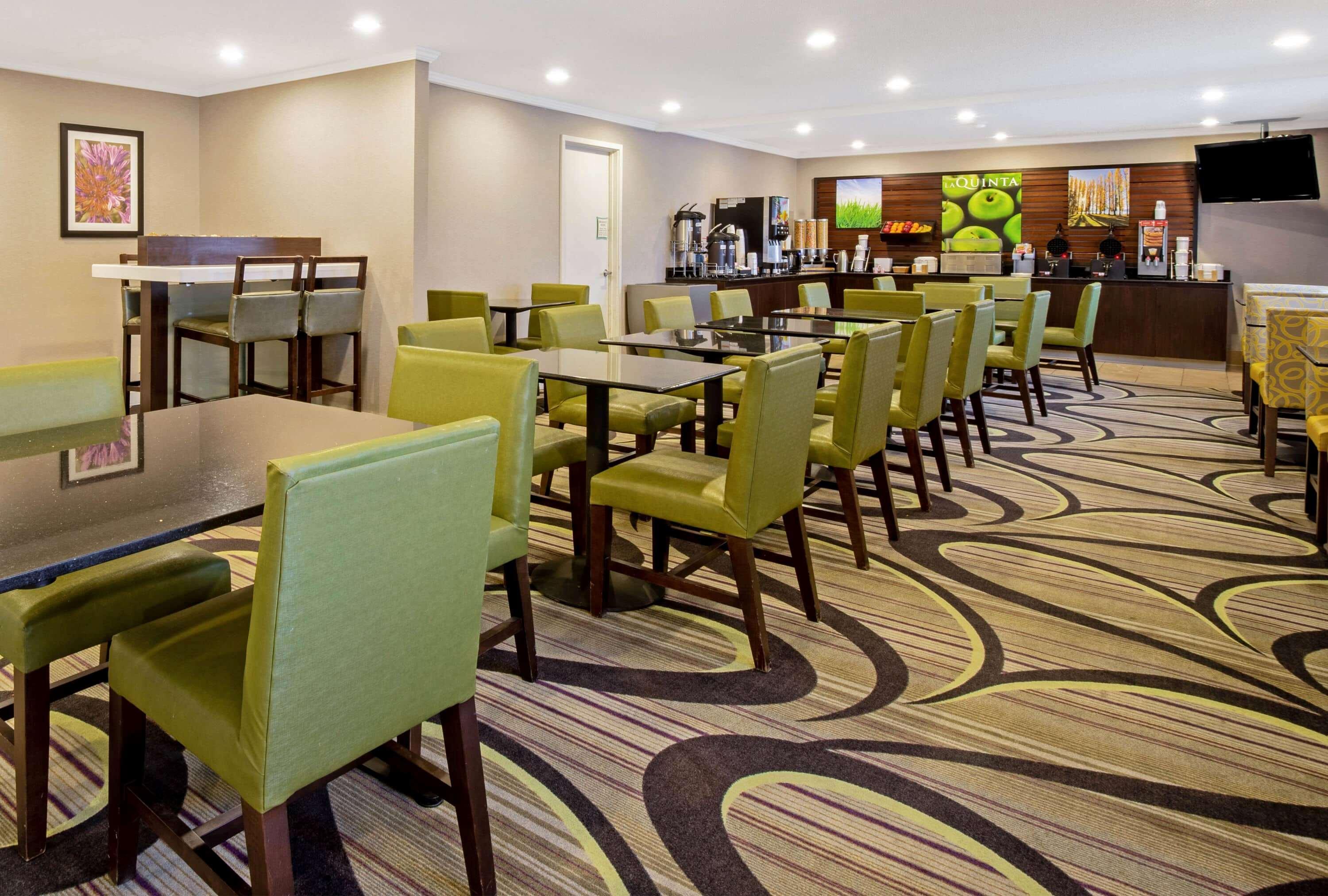 La Quinta By Wyndham Harrisburg Airport Hershey Bagian luar foto