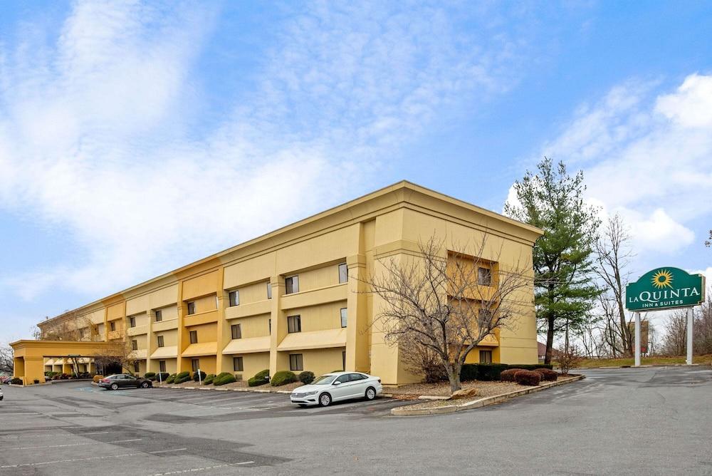 La Quinta By Wyndham Harrisburg Airport Hershey Bagian luar foto
