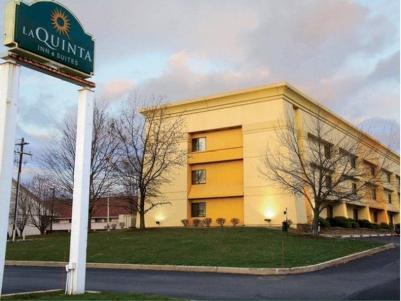 La Quinta By Wyndham Harrisburg Airport Hershey Bagian luar foto